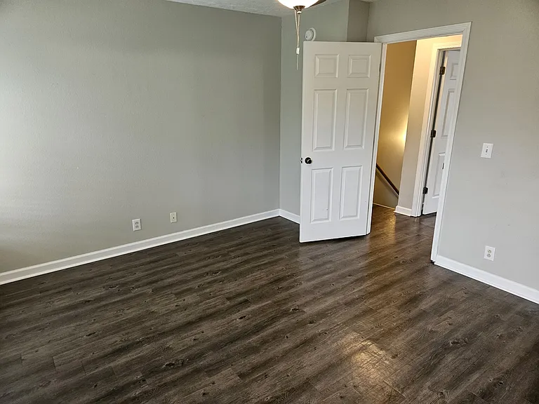 2015 Bradyville Pike — Photo 19
