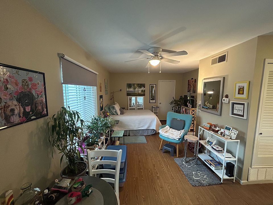 1st image of 1611 W 39th 1/2 St APT 105