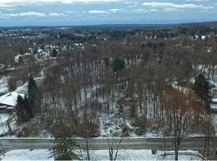 Claridon Rd, Chardon, OH 44024