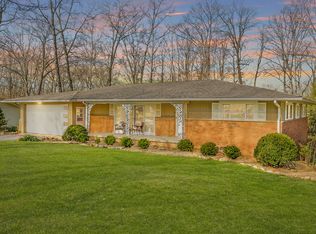 1116 Crown Point Rd W #W, Signal Mountain, TN 37377