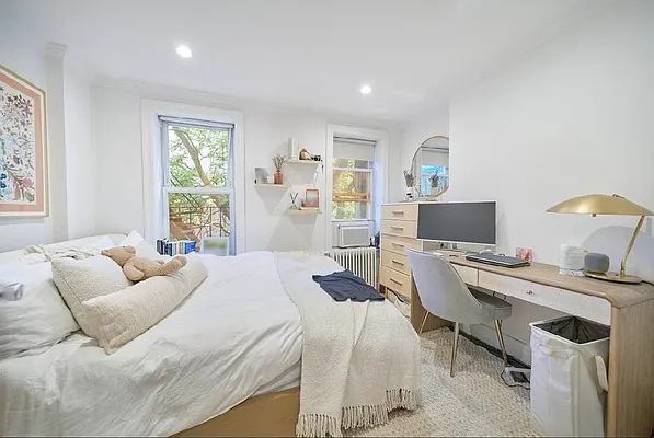 Rented by Living New York | media 16