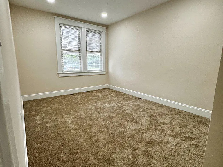 2613 Chesterfield Ave — Photo 16