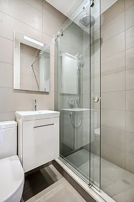 Rented by Compass | media 11