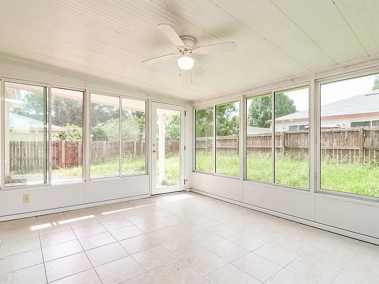 656 Lakemont Dr — Photo 15