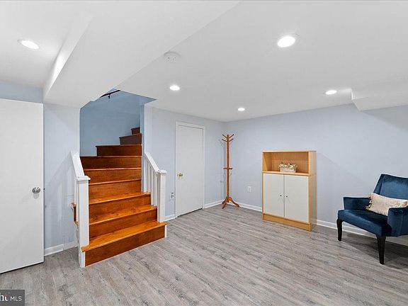 5th image of 6102 Houston Ct