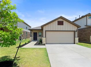 929 Eves Necklace Dr, Buda, TX 78610