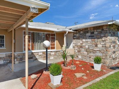 3637 N Fresno St, Fresno, CA, 93726