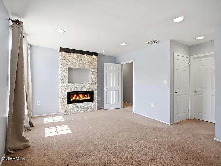 702 Carnation Dr #702 — Photo 15