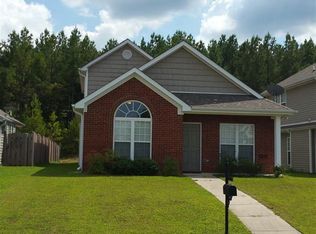1238 Village Trl, Calera, AL 35040