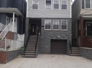 14 W 34th St, Bayonne, NJ 07002
