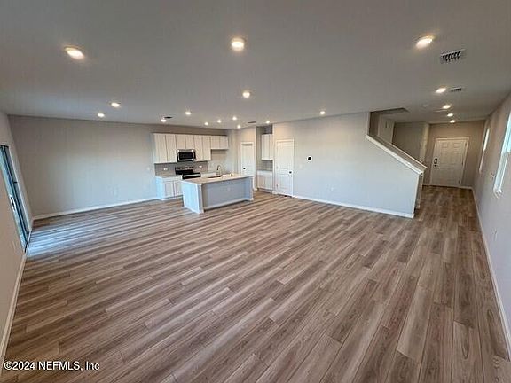 5th image of 14771 MACADAMIA Lane #106