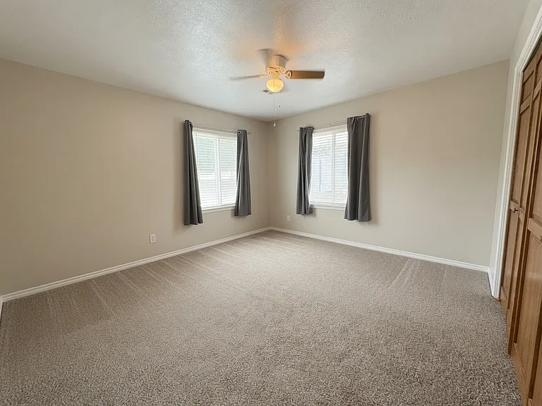 Large front bedroom
