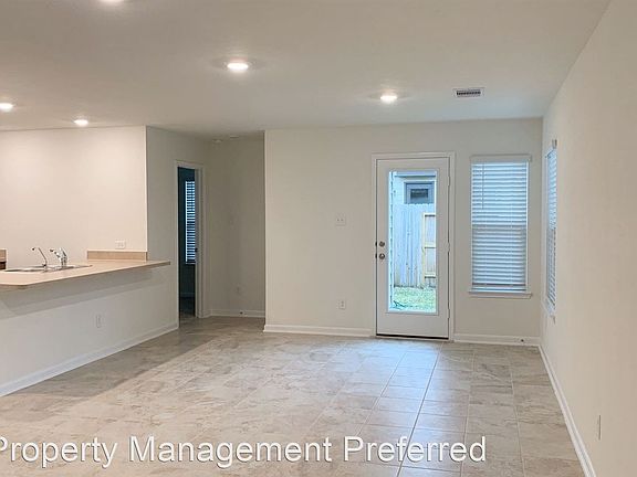 3rd image of 13047 Mills Grove Dr