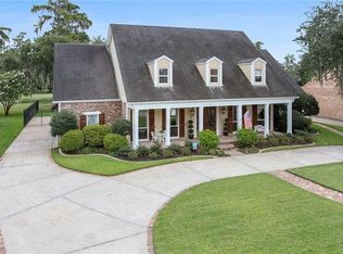 68 Belle Helene Dr, Destrehan, LA 70047