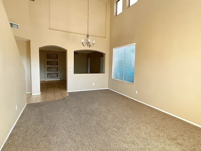 3320 E Elgin St — Photo 8