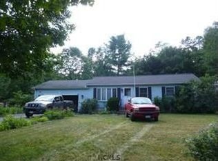 20 Kimberly Ln, Fort Edward, NY 12828