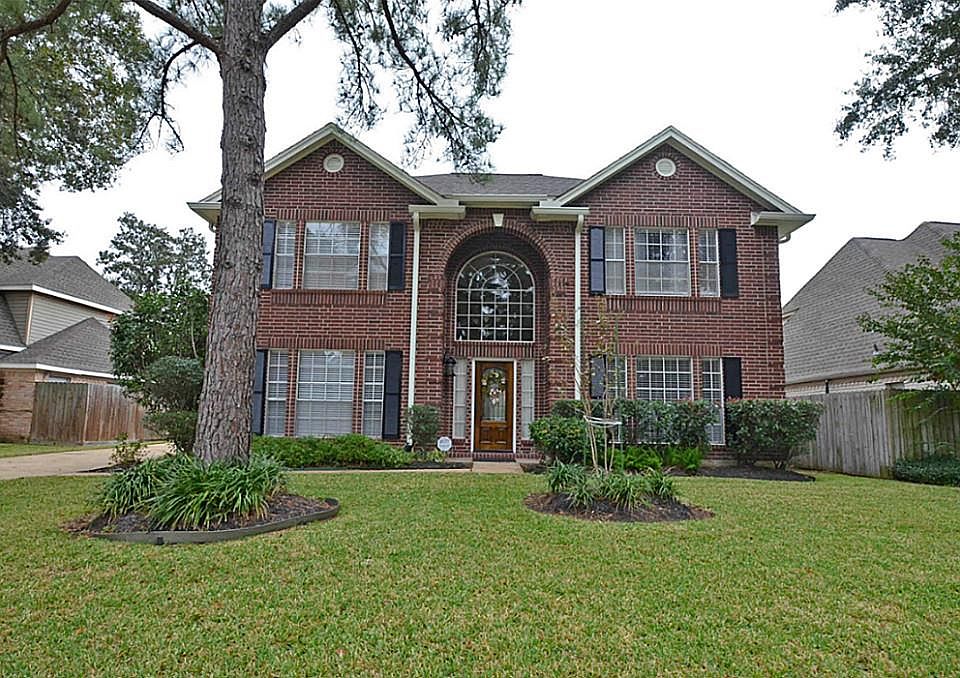 1st image of 927 Dominion Dr