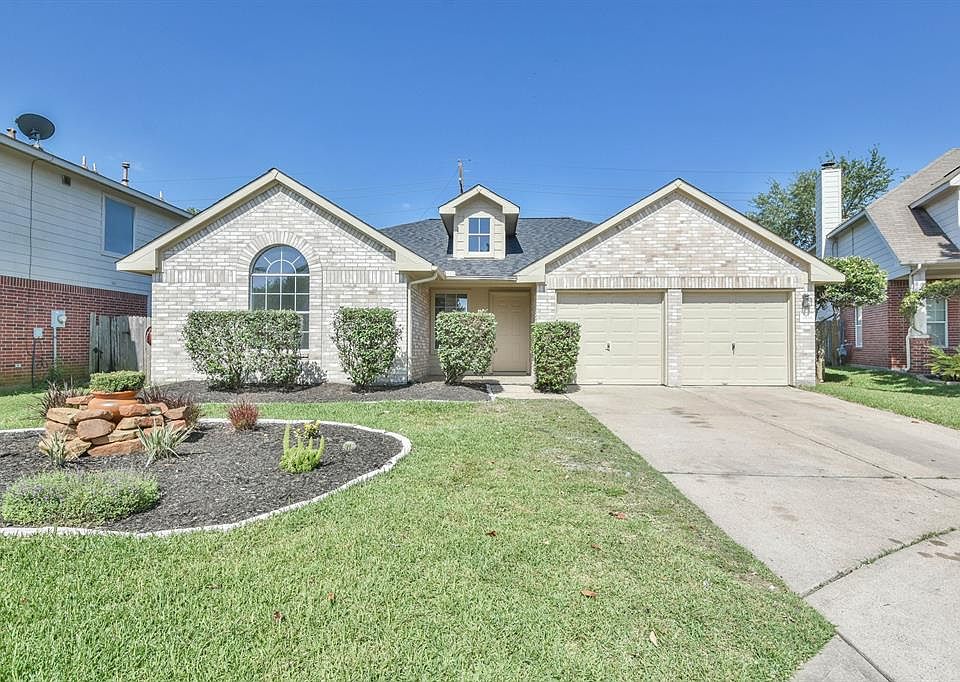 1st image of 6535 Harcourt Bridge Dr