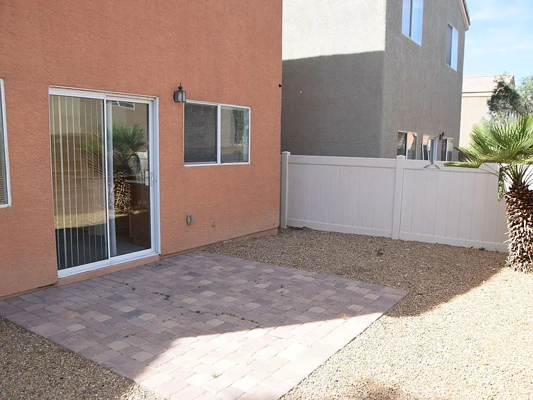 9440 Crimson Sky St — Photo 22