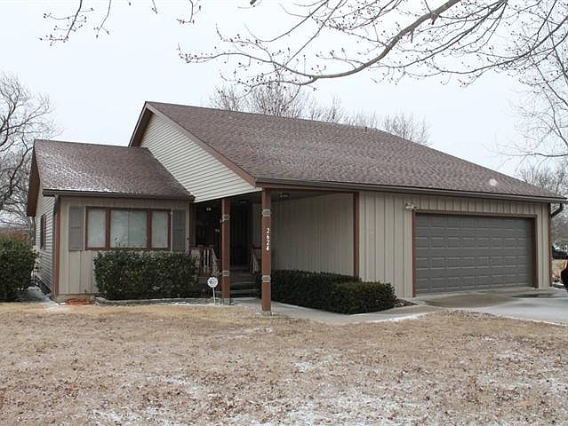 1st image of 2624 Fairway Dr