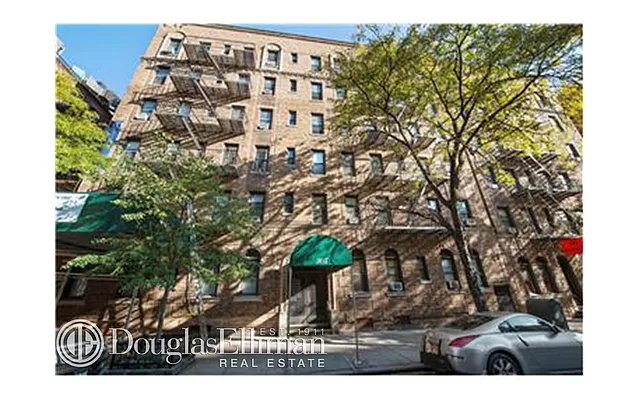 Sold by Douglas Elliman | media 7