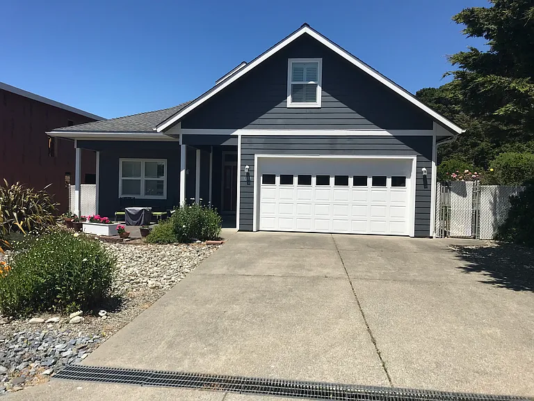 1388 Face Rock Rd — Photo 1