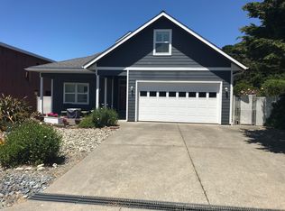 1388 Face Rock Rd, Bandon, OR 97411