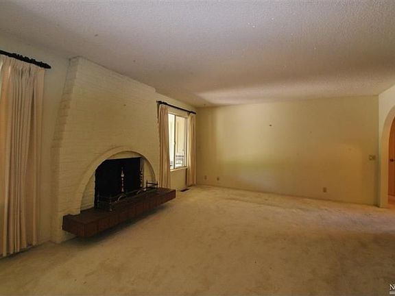4th image of 1353 Cherry Tree Ct