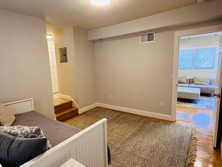 206 Sunnyside Ave #A — Photo 17