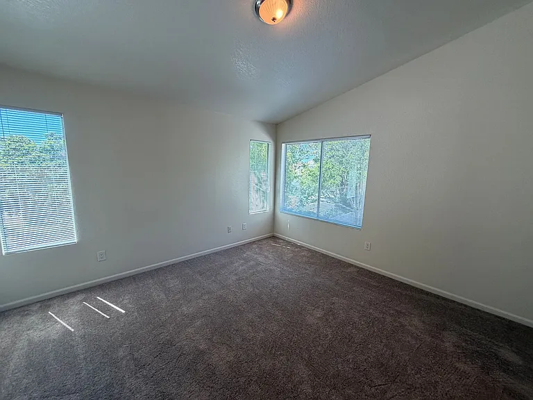 2821 Babson Dr — Photo 27