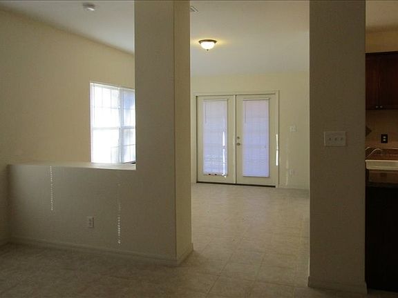 3rd image of 1294 SW Newark Dr