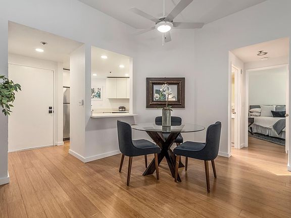 3rd image of 4250 El Camino Real APT D333