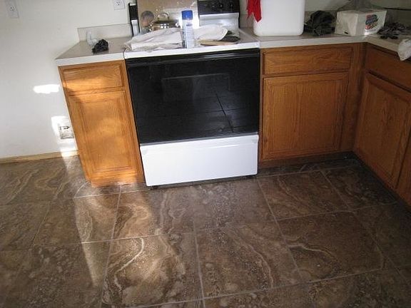 4th image of 7919 Avellano #House