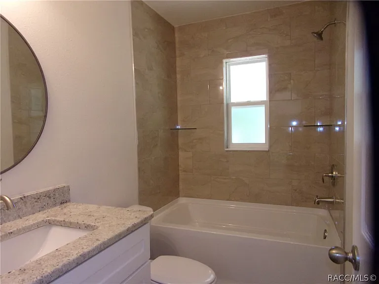 916 Independence Hwy — Photo 23