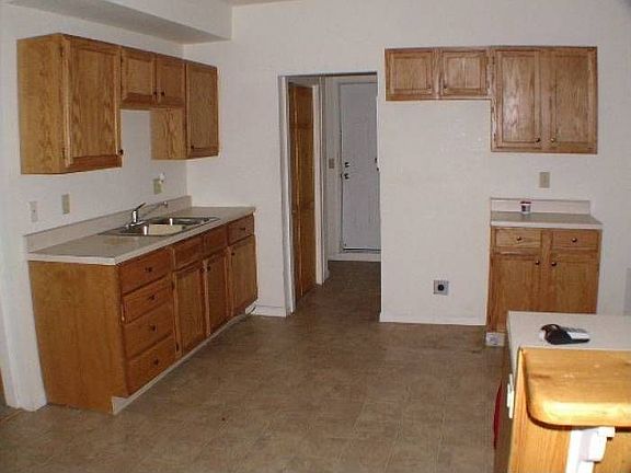 Rental kitchen