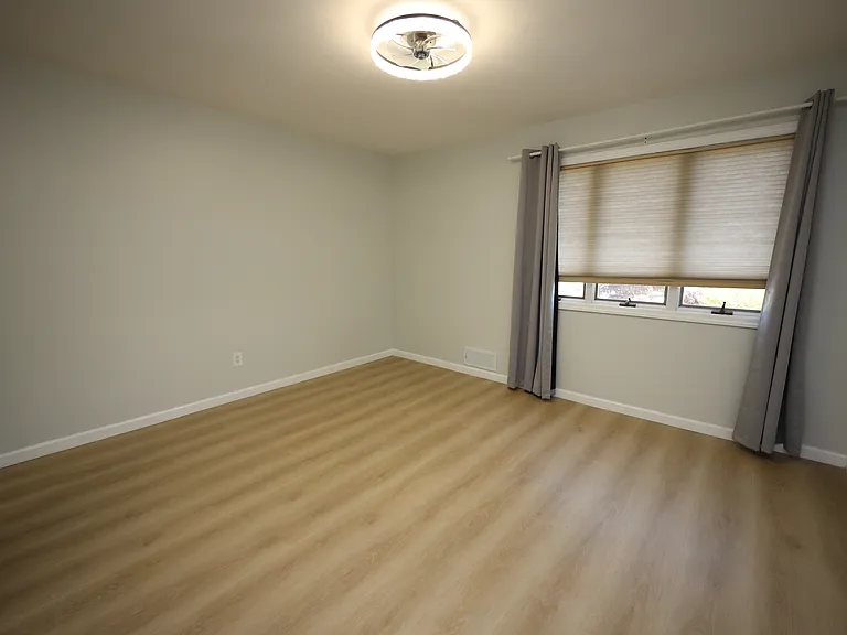 178 Spratt Ave — Photo 19