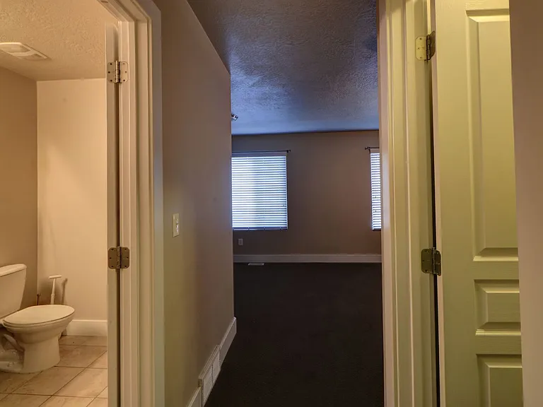 120 W 3430 N — Photo 20