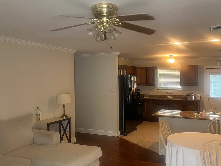 6164 Milne Blvd — Photo 3