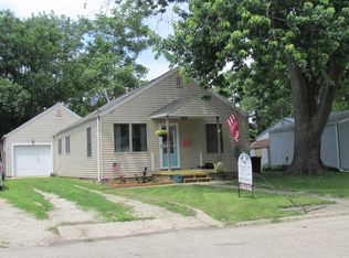 520 S Chestnut St, Princeton, IL 61356