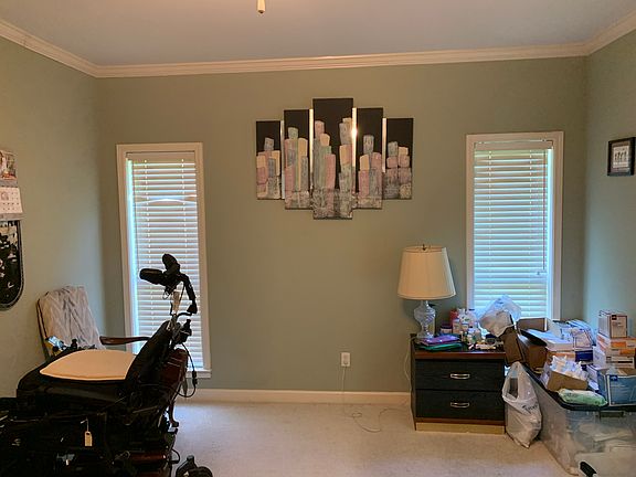 4th image of 2576 Sheridan Ct