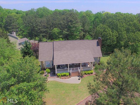 2nd image of 5540 Woodridge Ln
