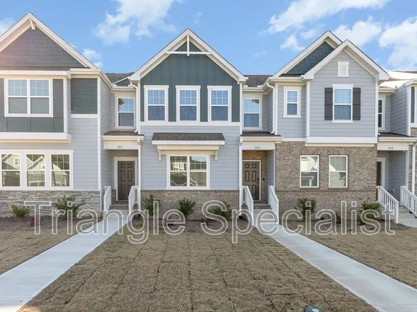 1876 Knights Crest Way, Wake Forest, NC 27587