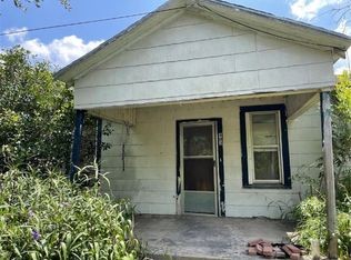 403 S Dibrell St, Orange Grove, TX 78372