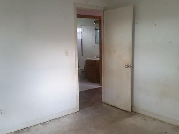 5th image of 6491 64th Ave N