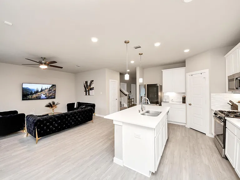 21034 Sunny Ravine Dr — Photo 12