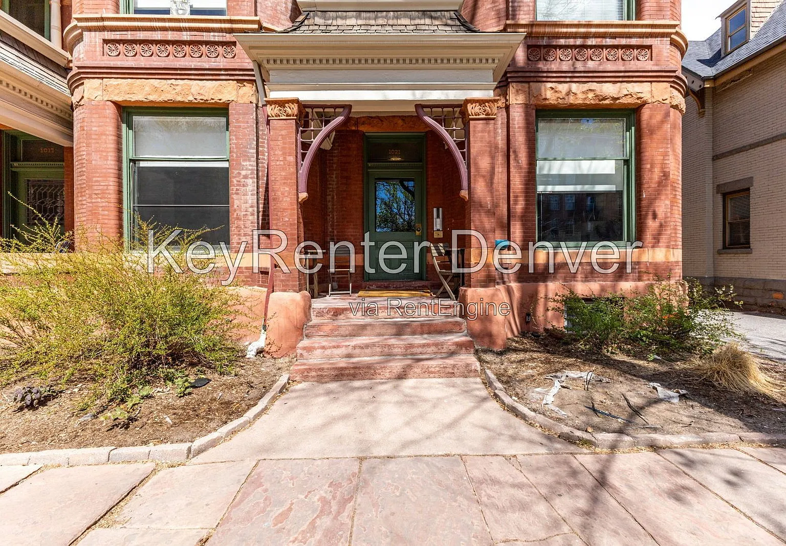 1 bed, 1.0 bath, 1017 sqft, $2,000 — Photo 2