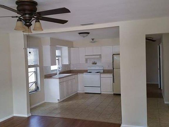 2nd image of 4345 22nd St N