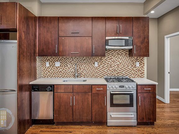3rd image of 2586 Bedford Ave #3F