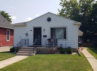 1337 Lathrop Ave, Racine, WI 53405