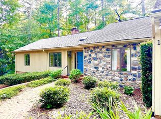 1907 Wedgewood Dr, Sanford, NC 27332